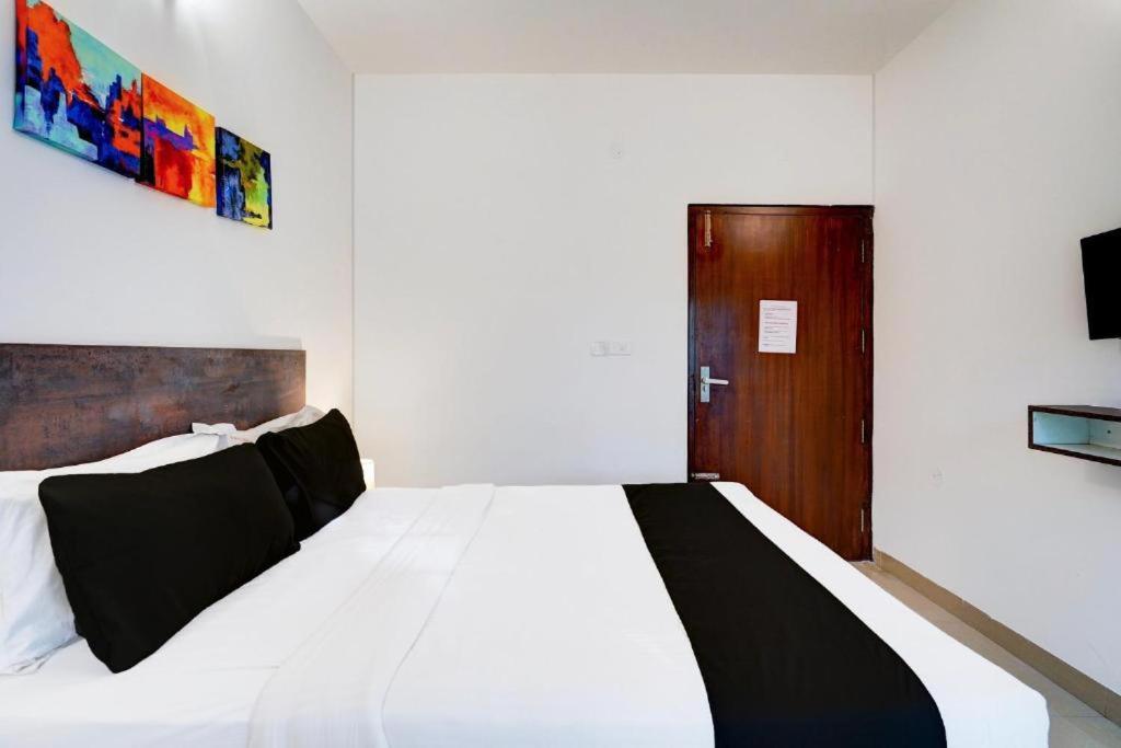Hotel Broadway Near Delhi Airport New Delhi Ngoại thất bức ảnh